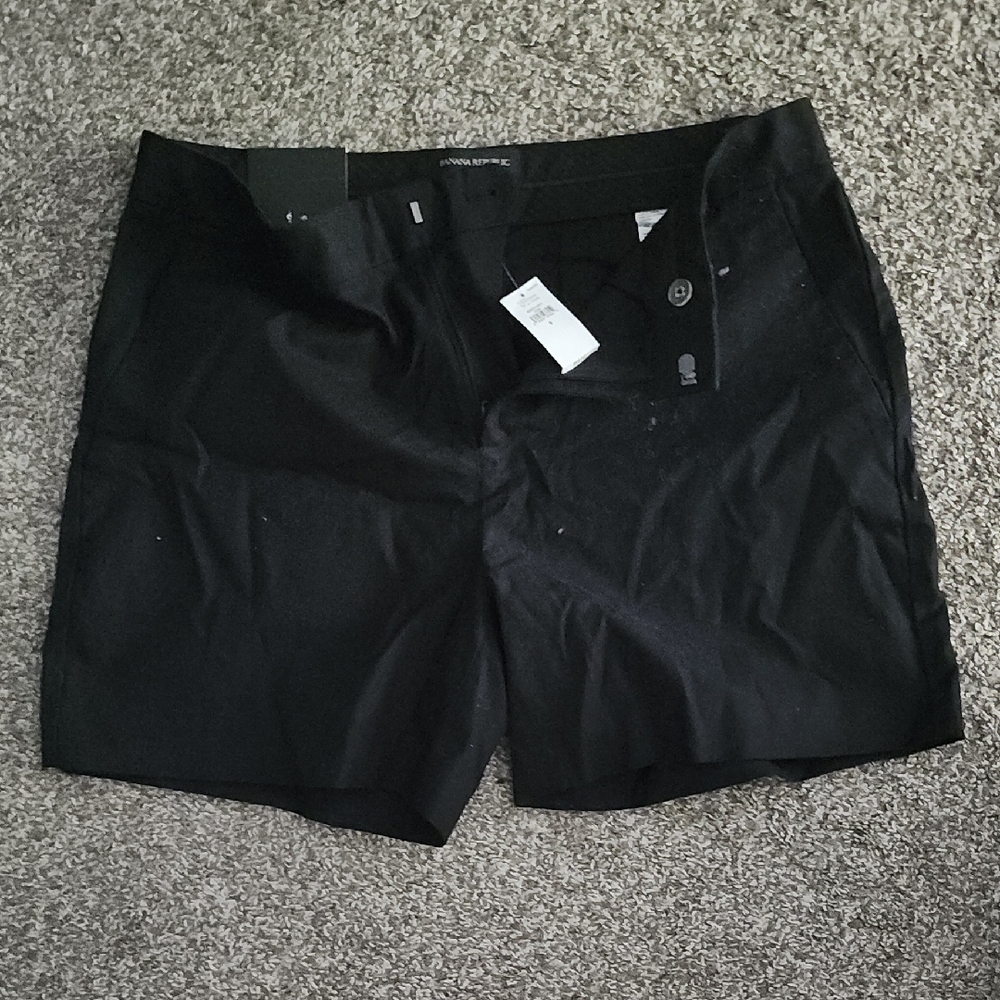 Banana Republic Women's Black Cargo Shorts